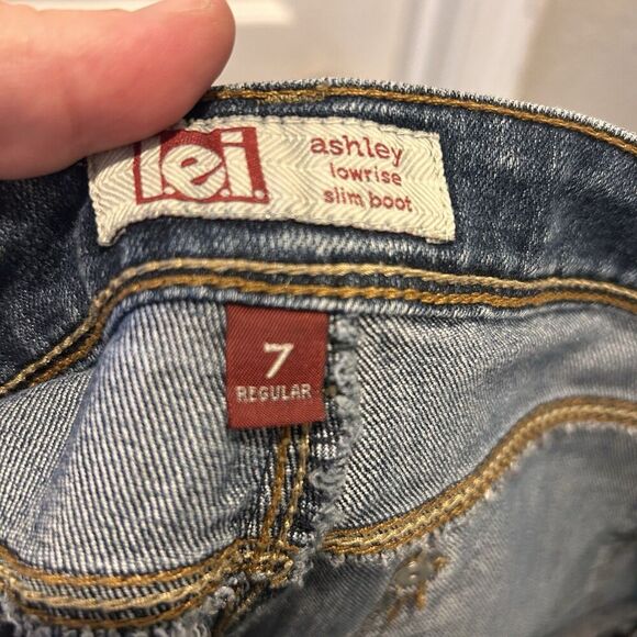 LEI Ashley Low Rise Slim Boot Womens Sz 7 Regular Med Wash Jeans‎ Y2k - Picture 9 of 10
